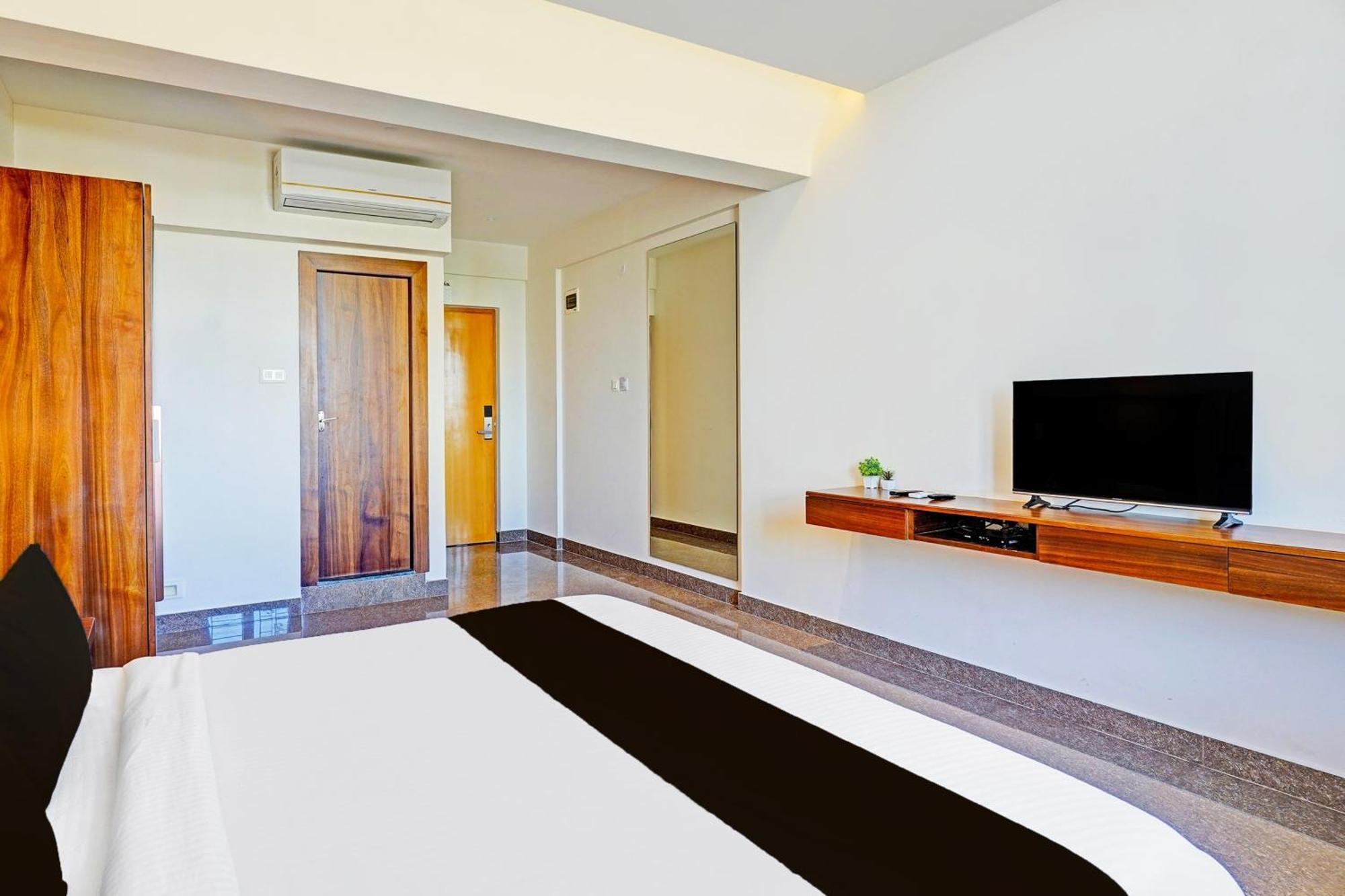 Super Townhouse Oak Electronic City Formerly Hotel Trubell Kammasandra Ngoại thất bức ảnh