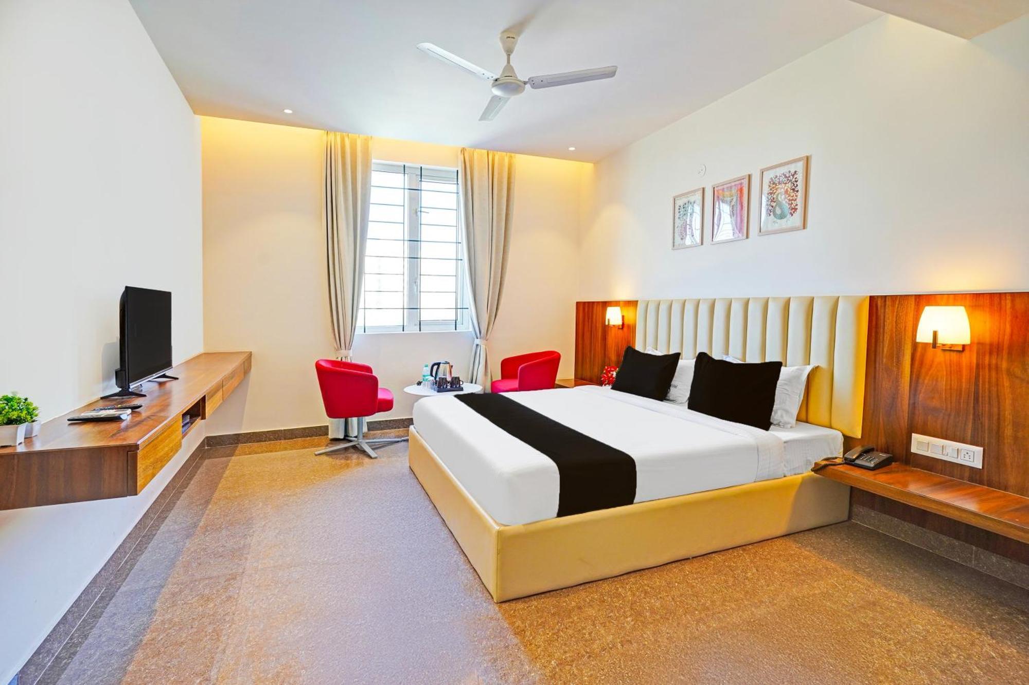 Super Townhouse Oak Electronic City Formerly Hotel Trubell Kammasandra Ngoại thất bức ảnh