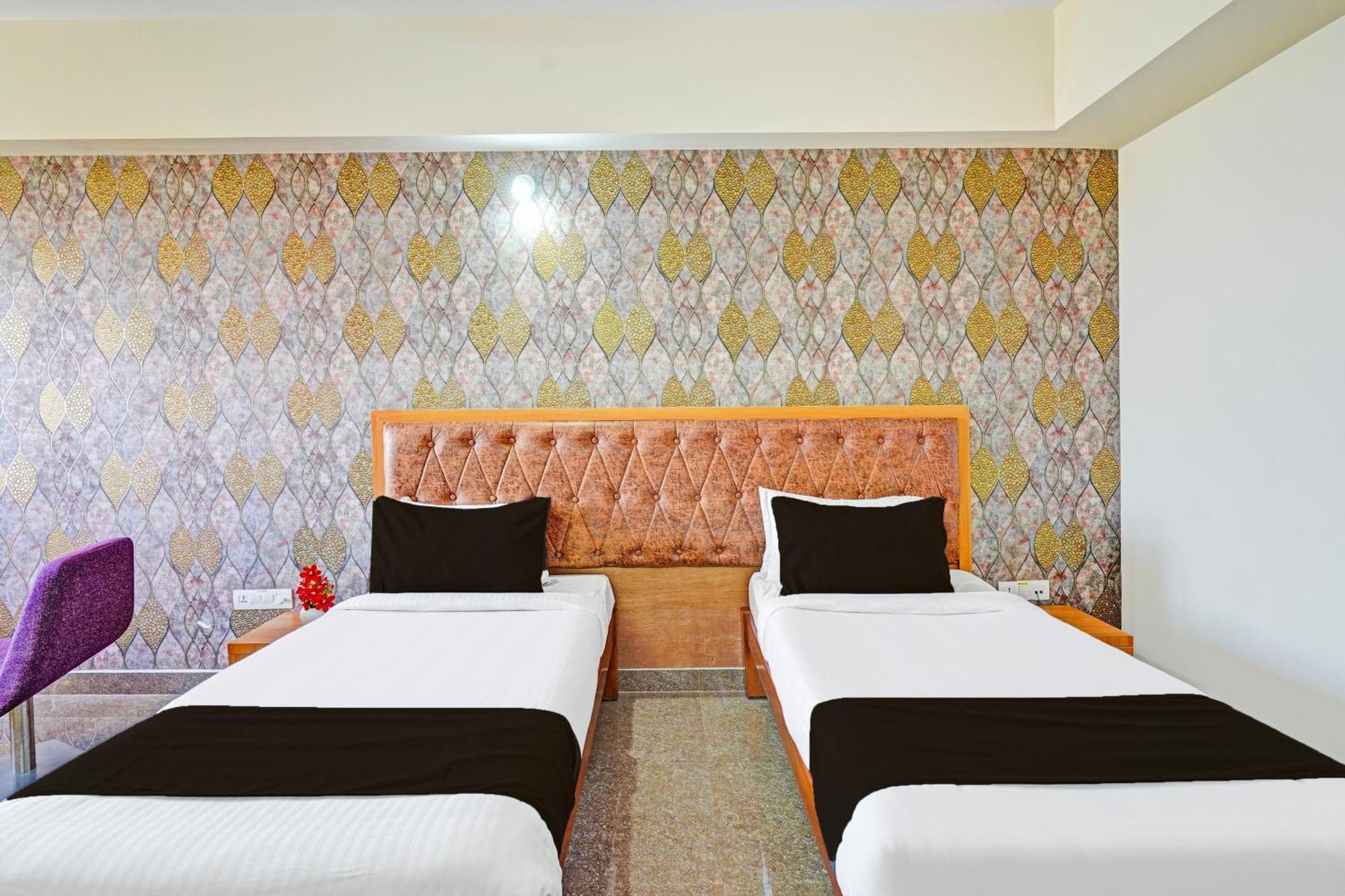 Super Townhouse Oak Electronic City Formerly Hotel Trubell Kammasandra Ngoại thất bức ảnh
