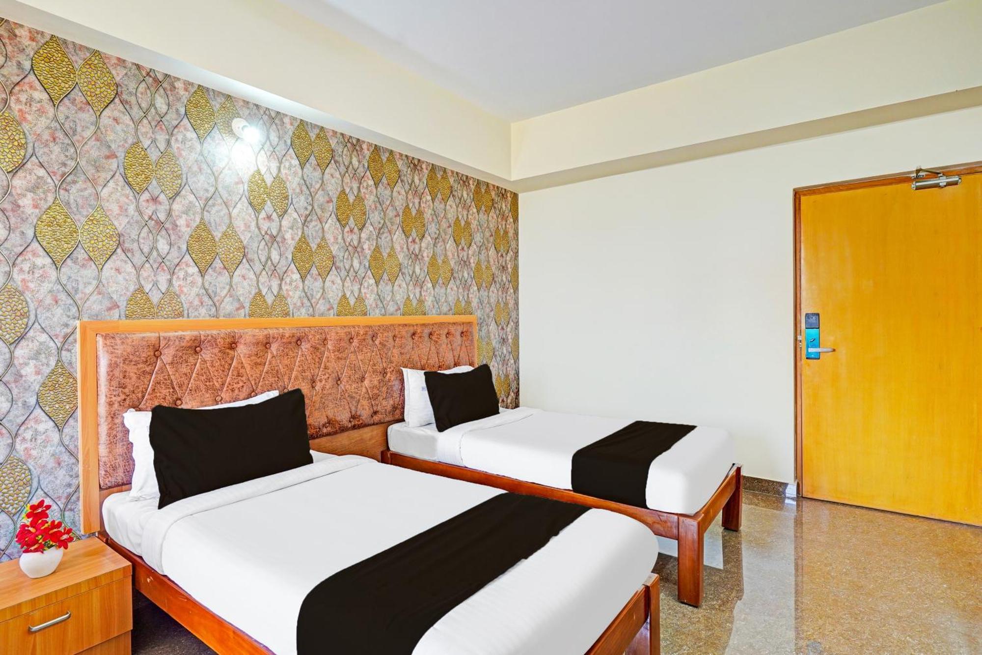 Super Townhouse Oak Electronic City Formerly Hotel Trubell Kammasandra Ngoại thất bức ảnh